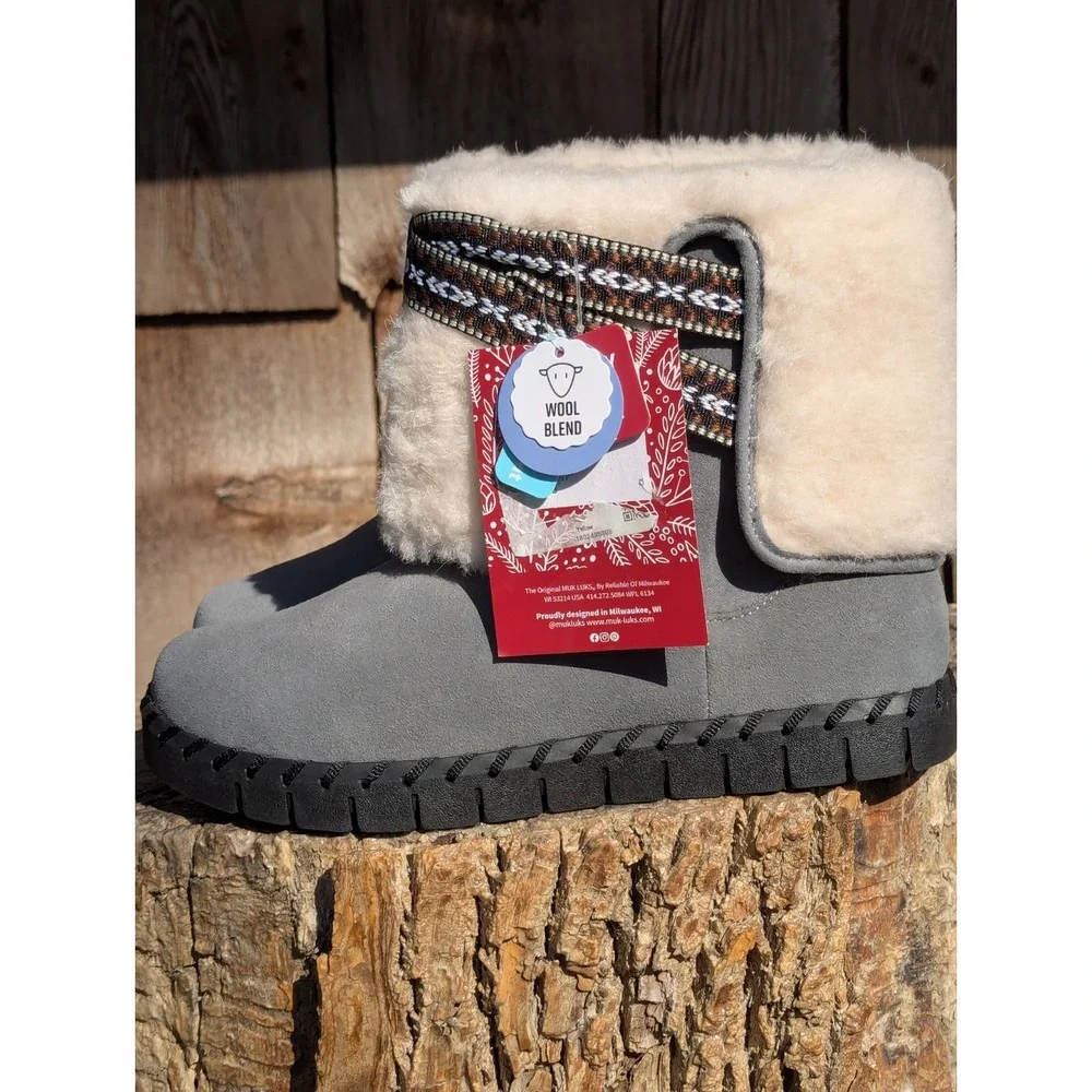 Muk Luks outdoor cozy